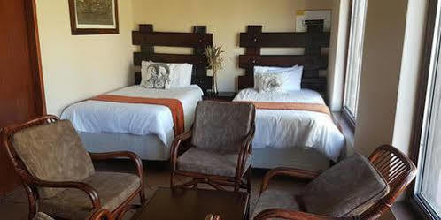 Unyati Safari Lodge Hectorspruit Extérieur photo